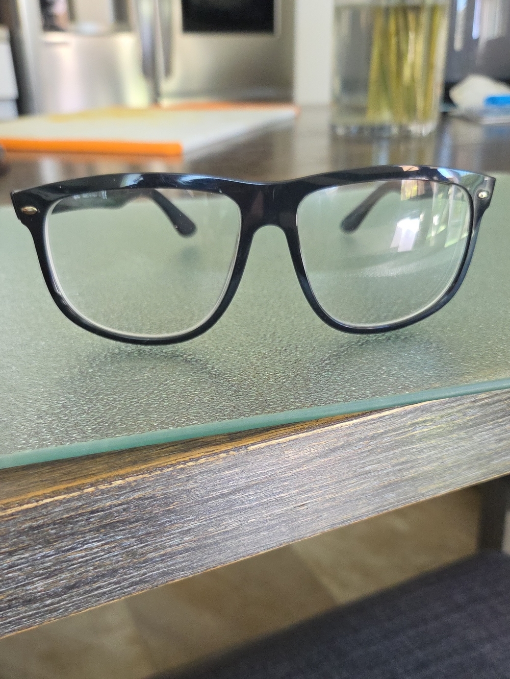 Ray-Ban Black Wayfarer-Style Men's Glasses